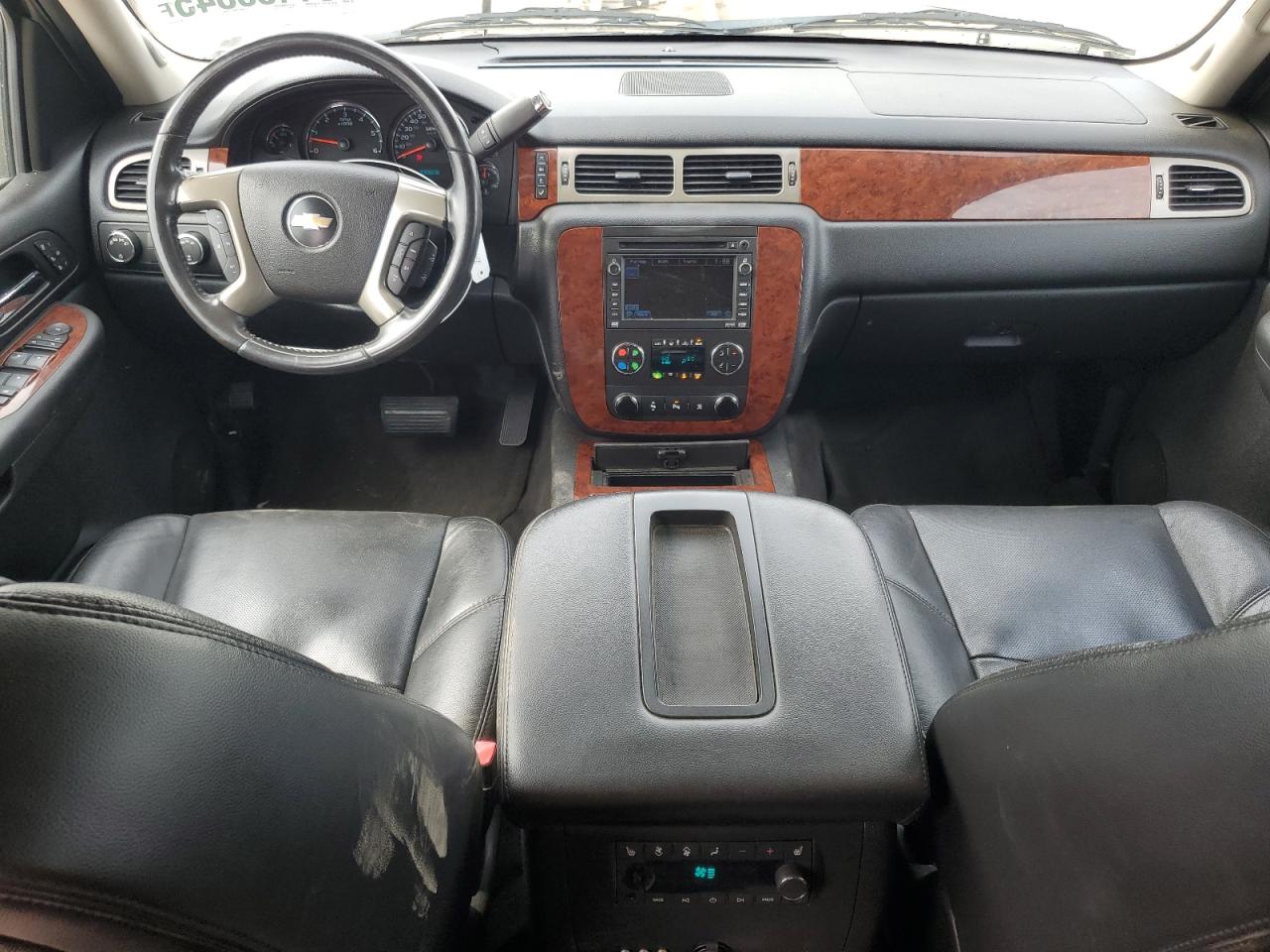 2009 Chevrolet Suburban K1500 Ltz VIN: 1GNFK36359R210164 Lot: 81458345