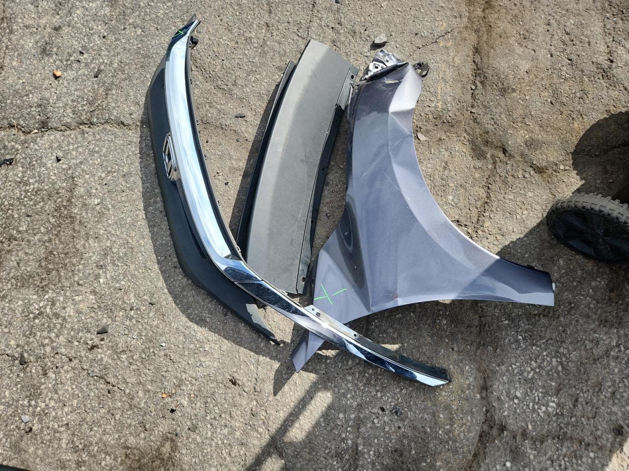 2018 Honda Civic Lx VIN: 19XFC2F50JE043827 Lot: 84421015