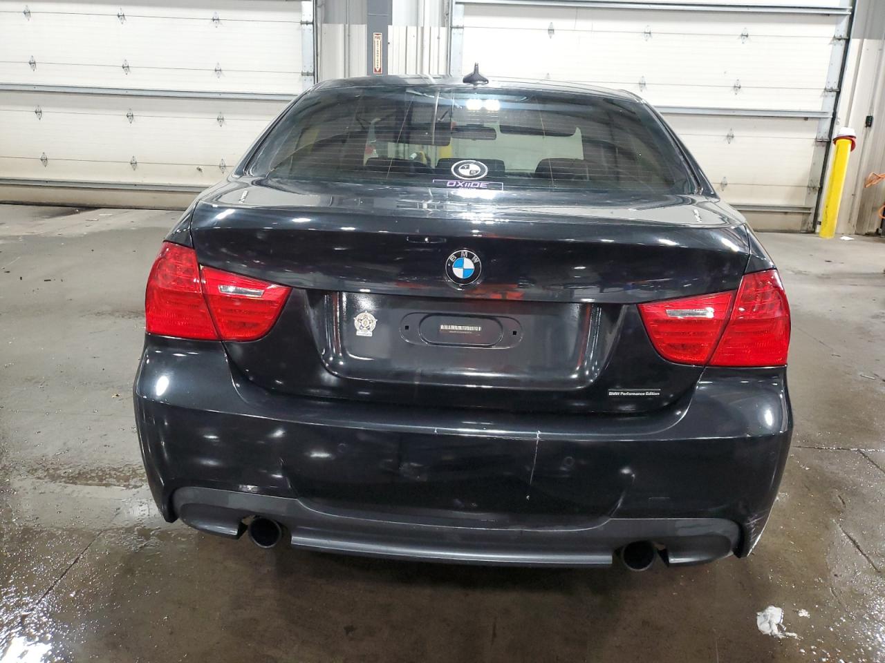 2011 BMW 335 Xi VIN: WBAPL5G52BNN23141 Lot: 84245915