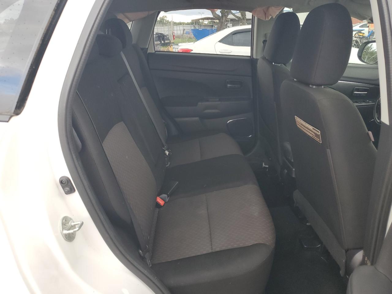 2018 Mitsubishi Outlander Sport Es VIN: JA4AP3AU3JZ024092 Lot: 80340565