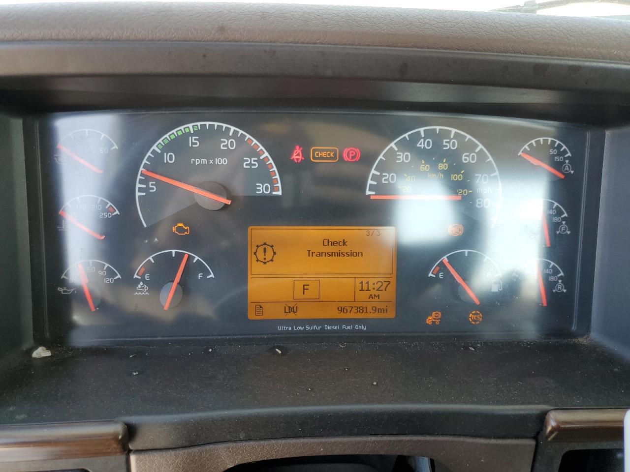 2017 Volvo Vnl Semi Truck VIN: 4V4N39TG8HN988075 Lot: 82084905