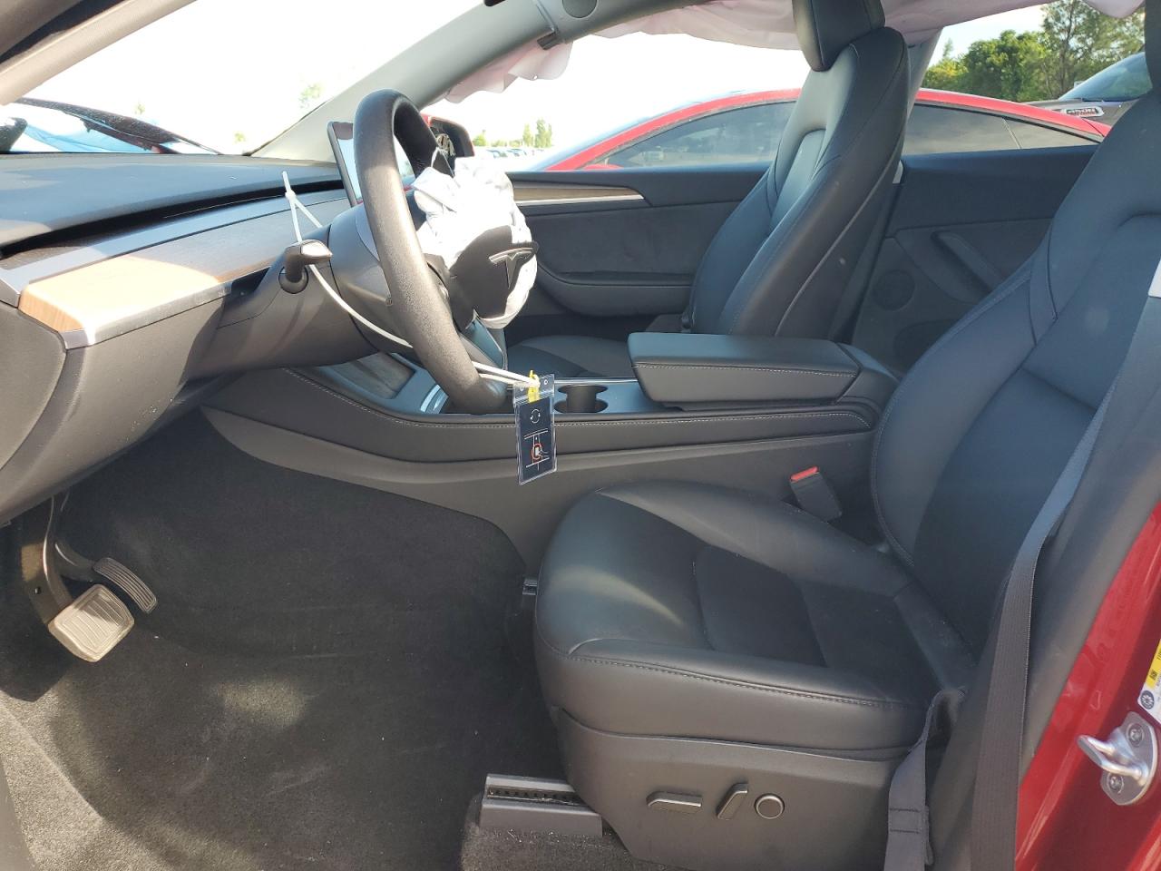 2024 Tesla Model Y VIN: 7SAYGDEE2RA256441 Lot: 71406265