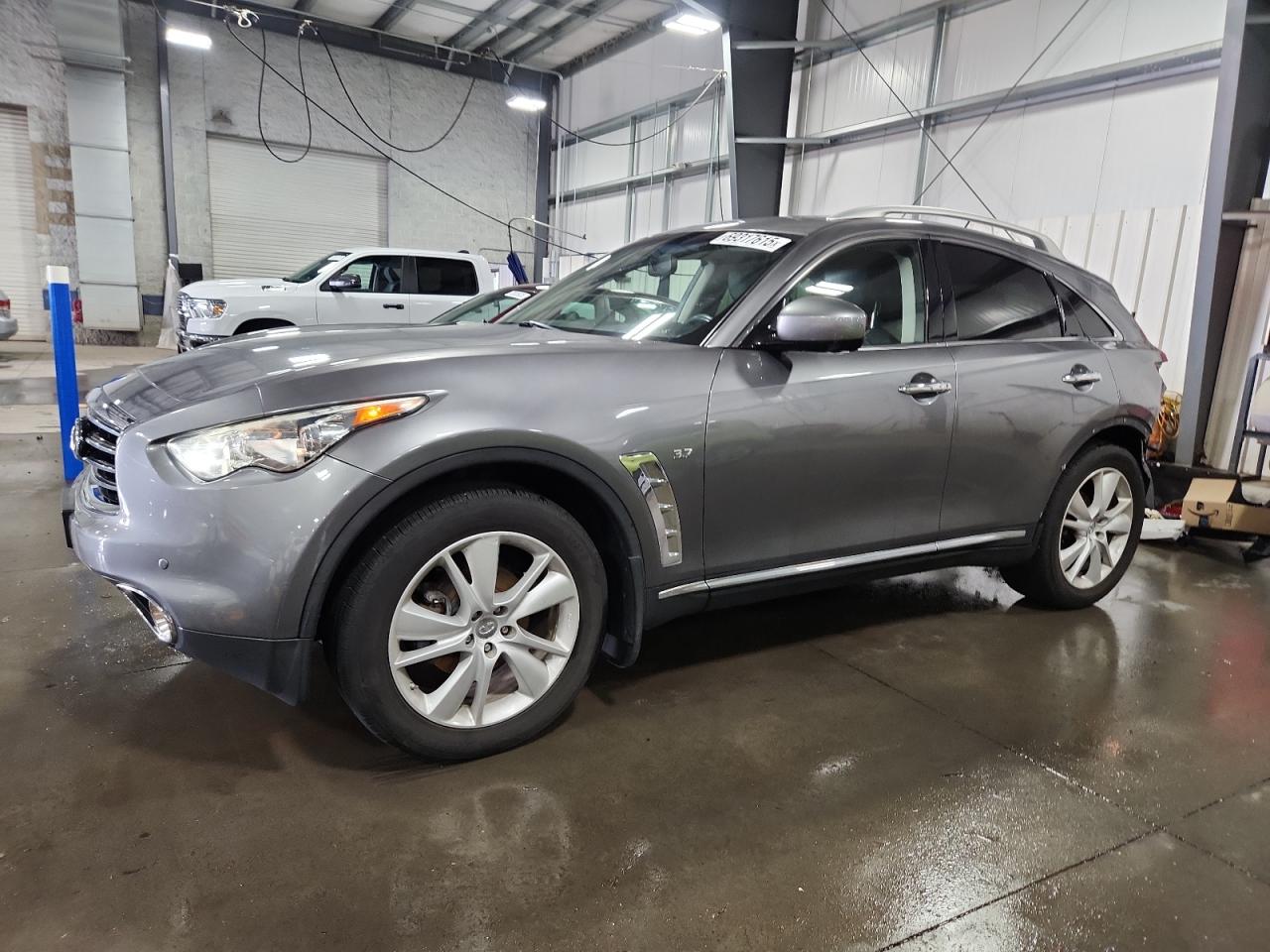 2015 Infiniti Qx70