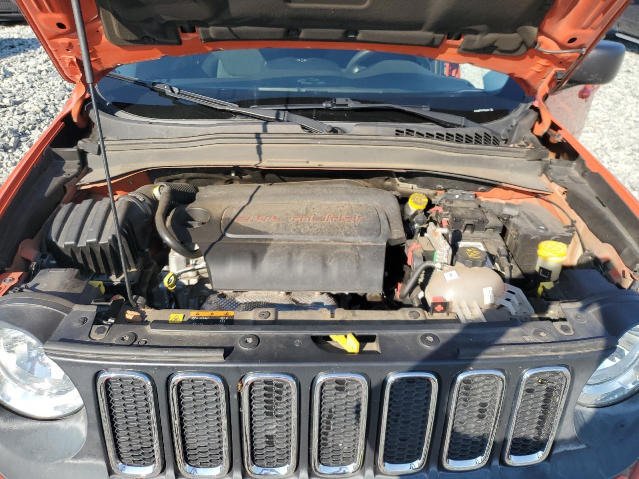 2016 Jeep Renegade Sport VIN: ZACCJBAT3GPE43200 Lot: 81718525