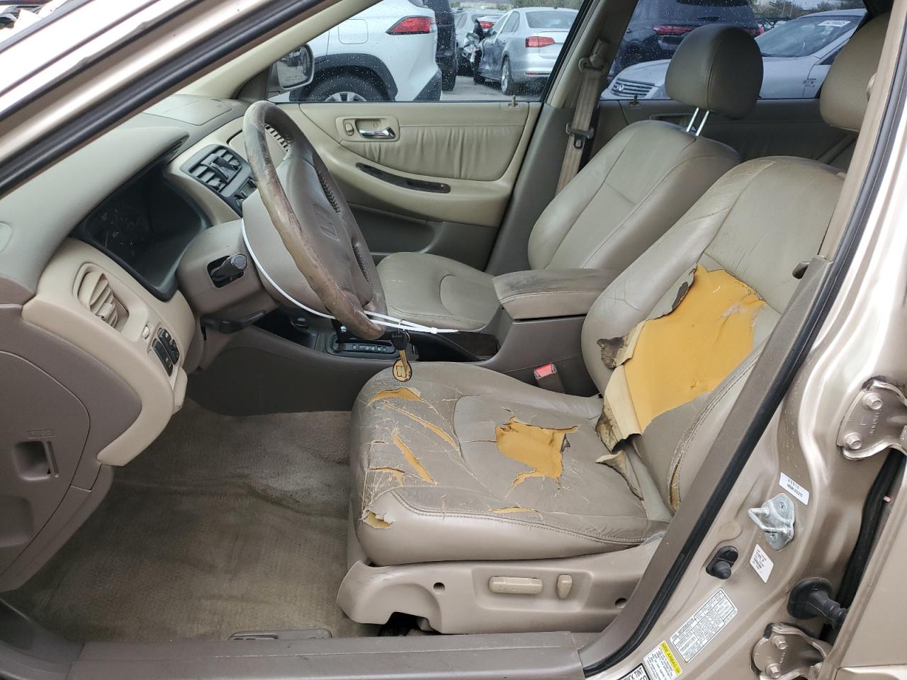 2000 Honda Accord Ex VIN: 1HGCG1654YA013326 Lot: 84299725