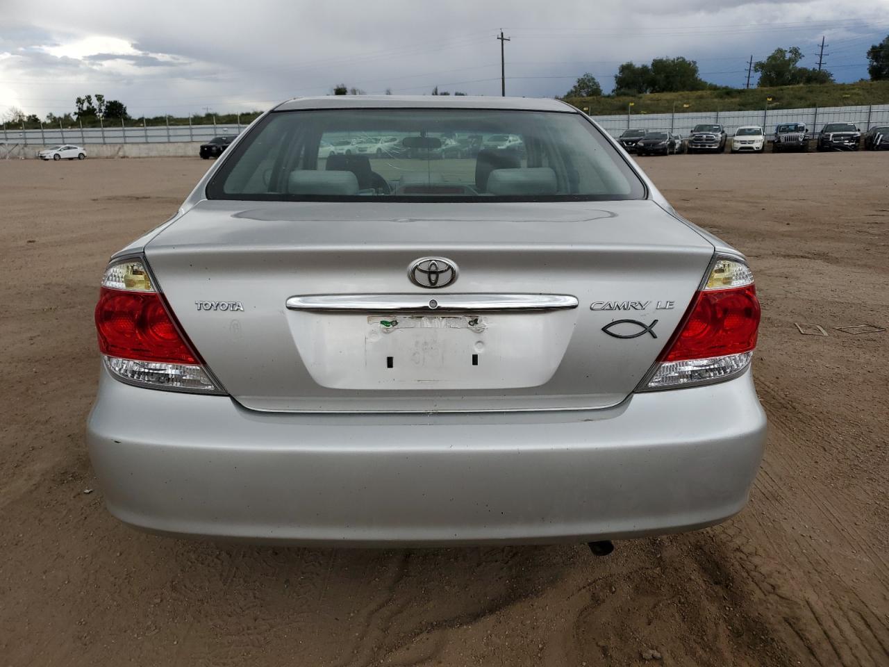 2005 Toyota Camry Le VIN: 4T1BE32K45U606861 Lot: 84629075