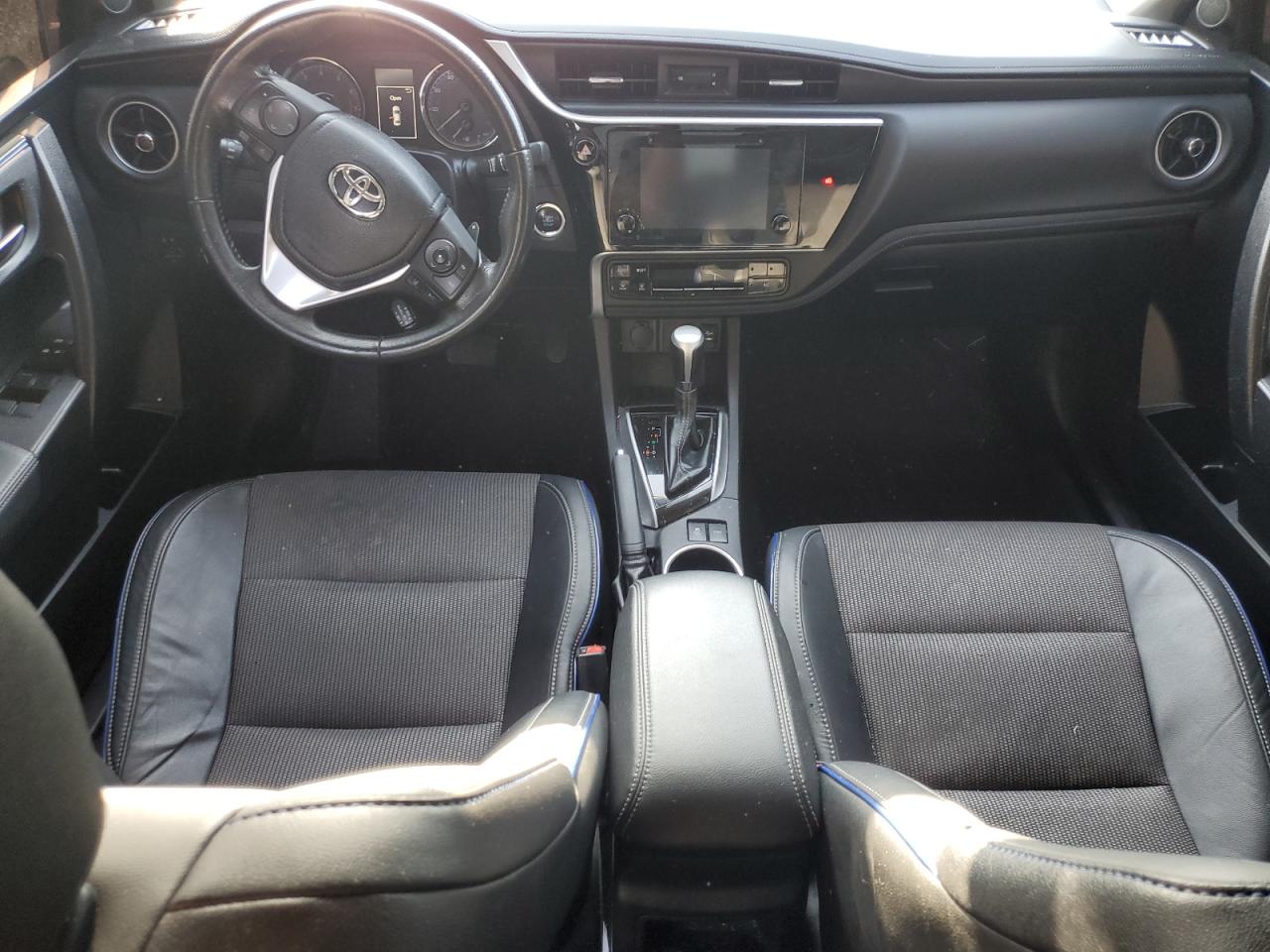 2019 Toyota Corolla L VIN: 2T1BURHE2KC199921 Lot: 81384865