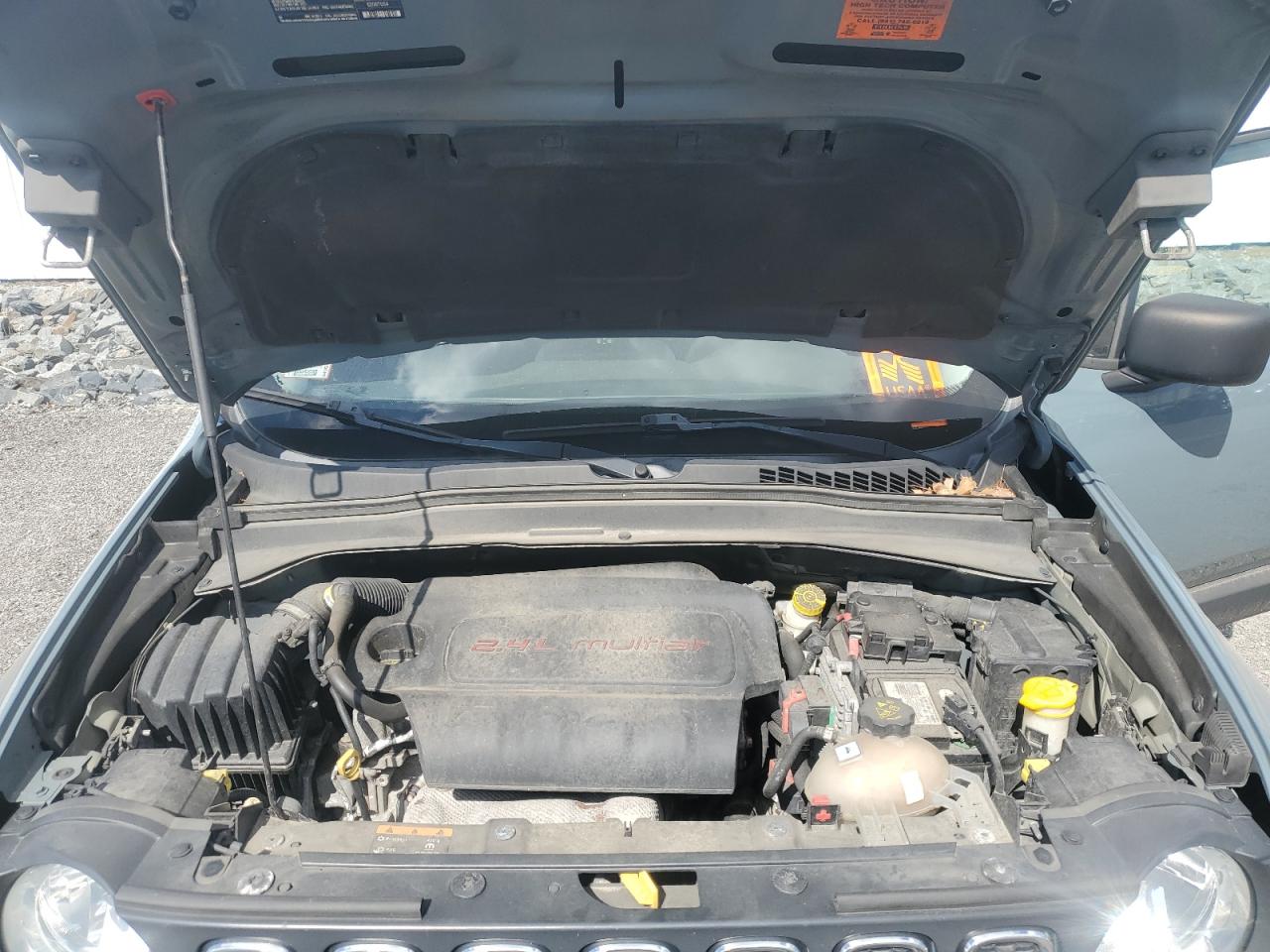 2017 Jeep Renegade Sport VIN: ZACCJAAB4HPE81599 Lot: 69351925