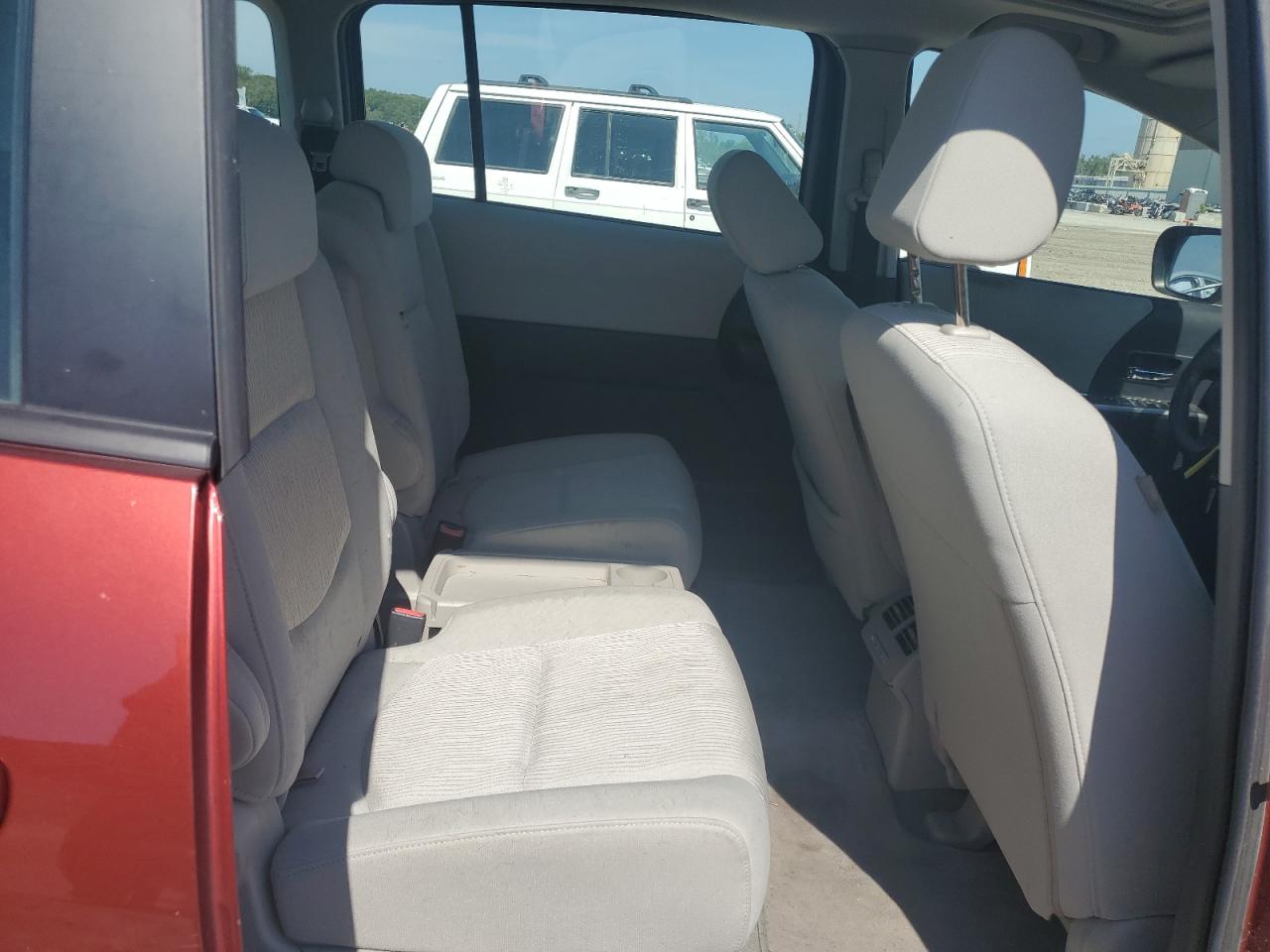 2008 Mazda 5 VIN: JM1CR293580322866 Lot: 81297685