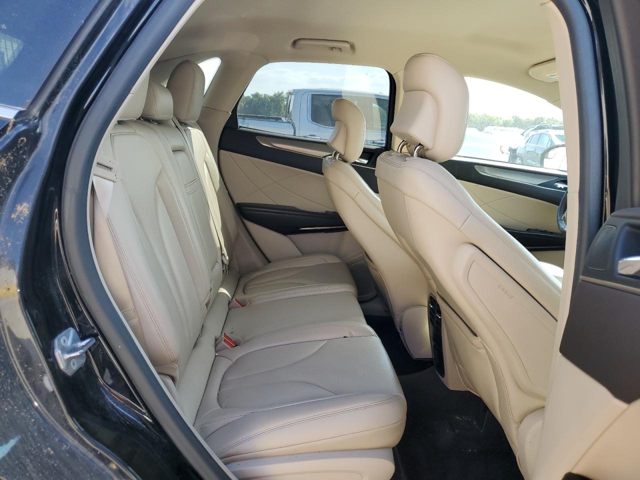 2017 Lincoln Mkc Premiere VIN: 5LMCJ1C99HUL57216 Lot: 84424285