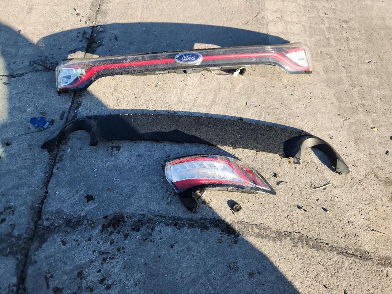 2016 Ford Edge Se VIN: 2FMPK4G94GBC17527 Lot: 83850815