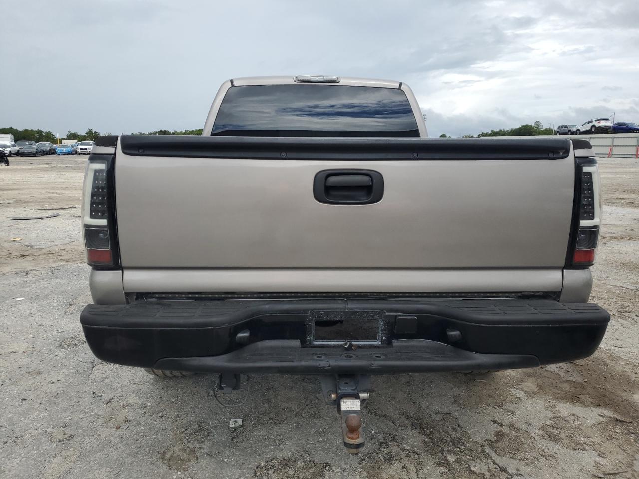 1999 Chevrolet Silverado C1500 VIN: 1GCEC19T1XZ141164 Lot: 84831185