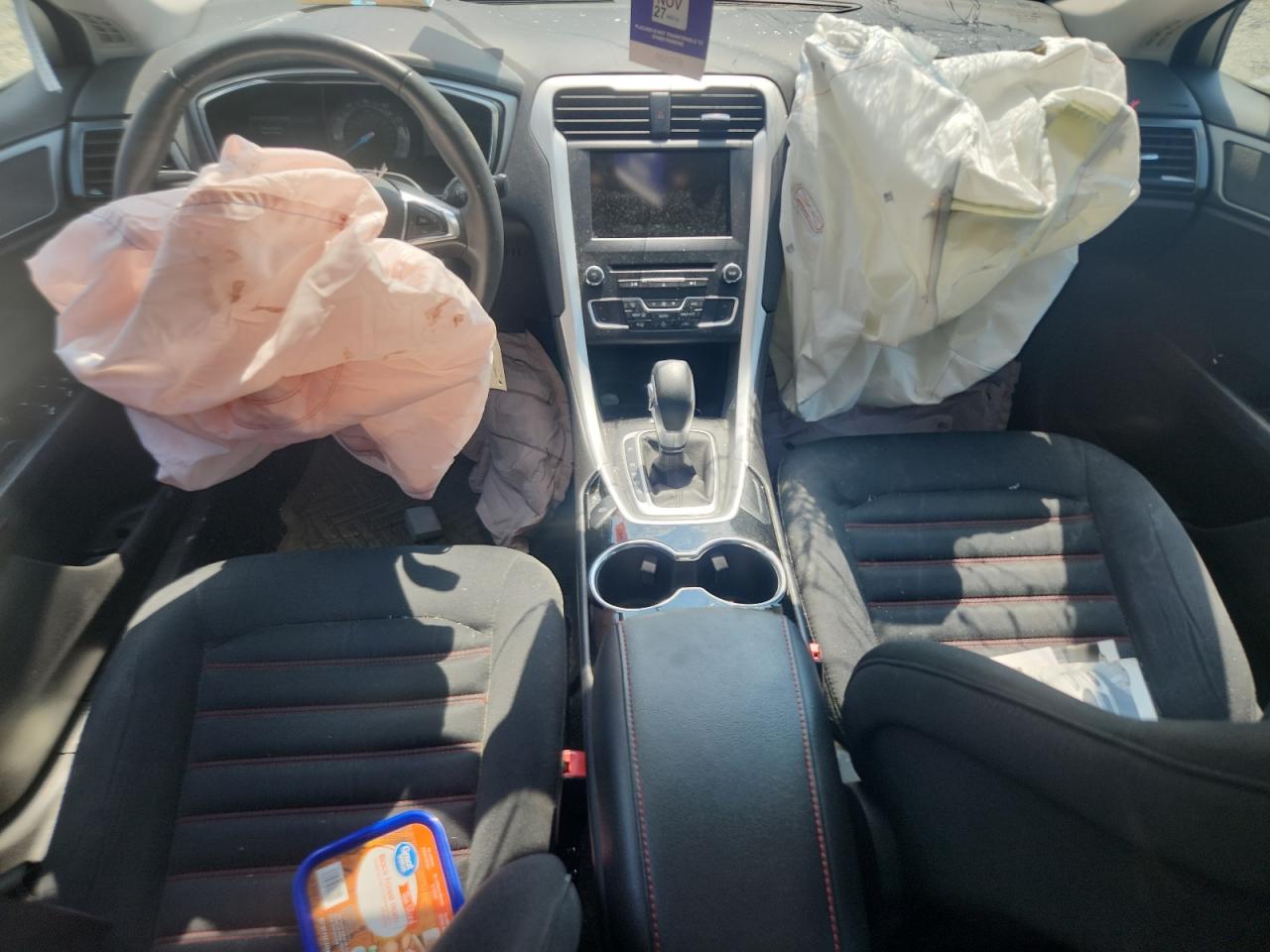 2016 Ford Fusion Se VIN: 3FA6P0H70GR180233 Lot: 71251625