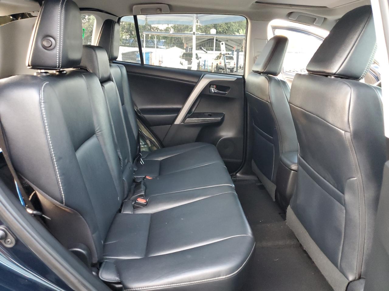 2017 Toyota Rav4 Limited VIN: 2T3YFREV4HW321203 Lot: 81304605