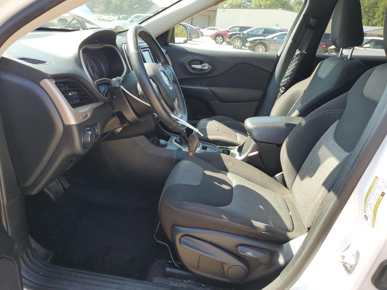 2016 Jeep Cherokee Sport VIN: 1C4PJMAB0GW205344 Lot: 81095895