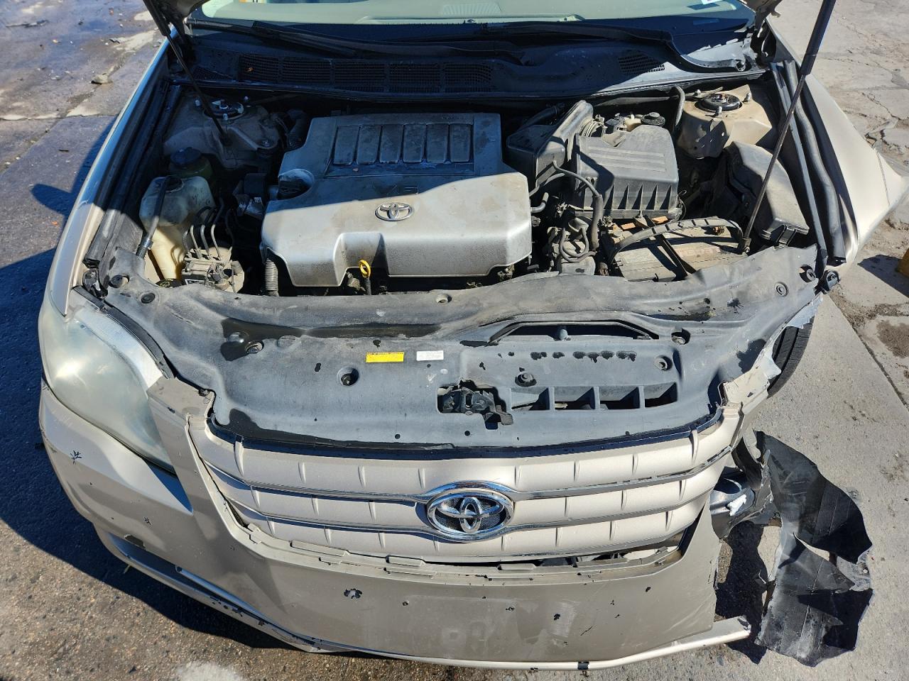 2005 Toyota Avalon Xl VIN: 4T1BK36BX5U013525 Lot: 84050665