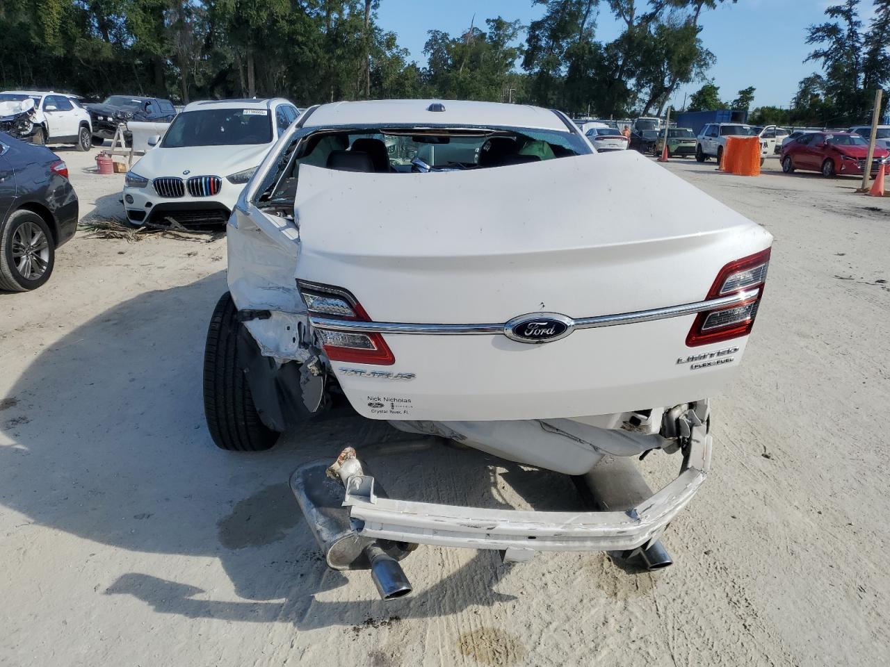 2016 Ford Taurus Limited VIN: 1FAHP2F87GG135877 Lot: 81009885