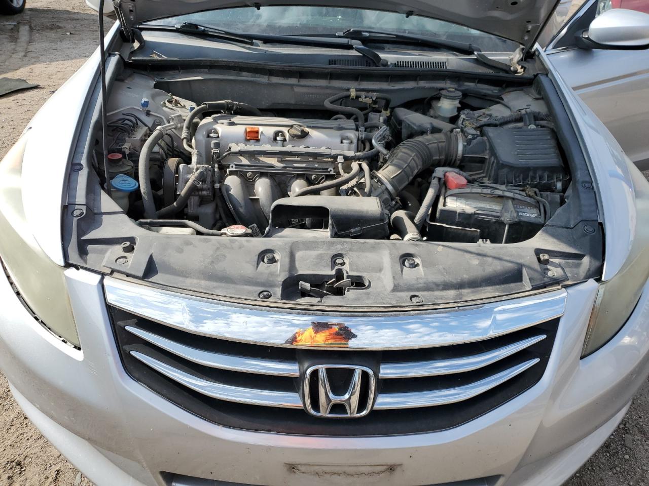 2011 Honda Accord Se VIN: 1HGCP2F62BA133180 Lot: 71851885