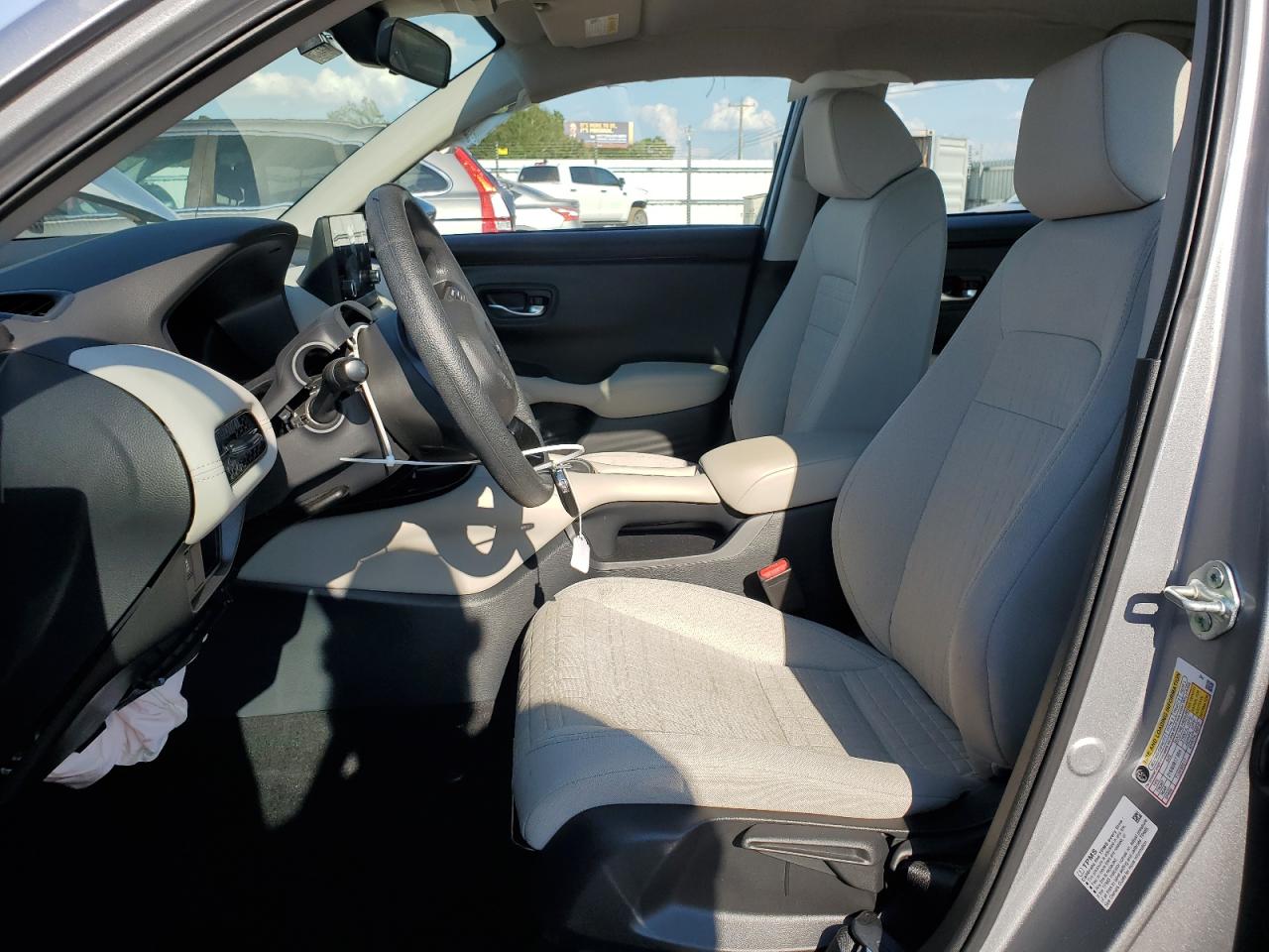 2025 Honda Hr-V Lx VIN: 3CZRZ1H34SM714239 Lot: 71808355