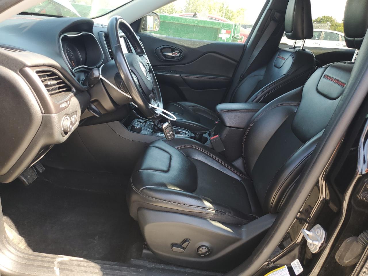 2020 Jeep Cherokee Trailhawk VIN: 1C4PJMBX7LD591955 Lot: 84213705