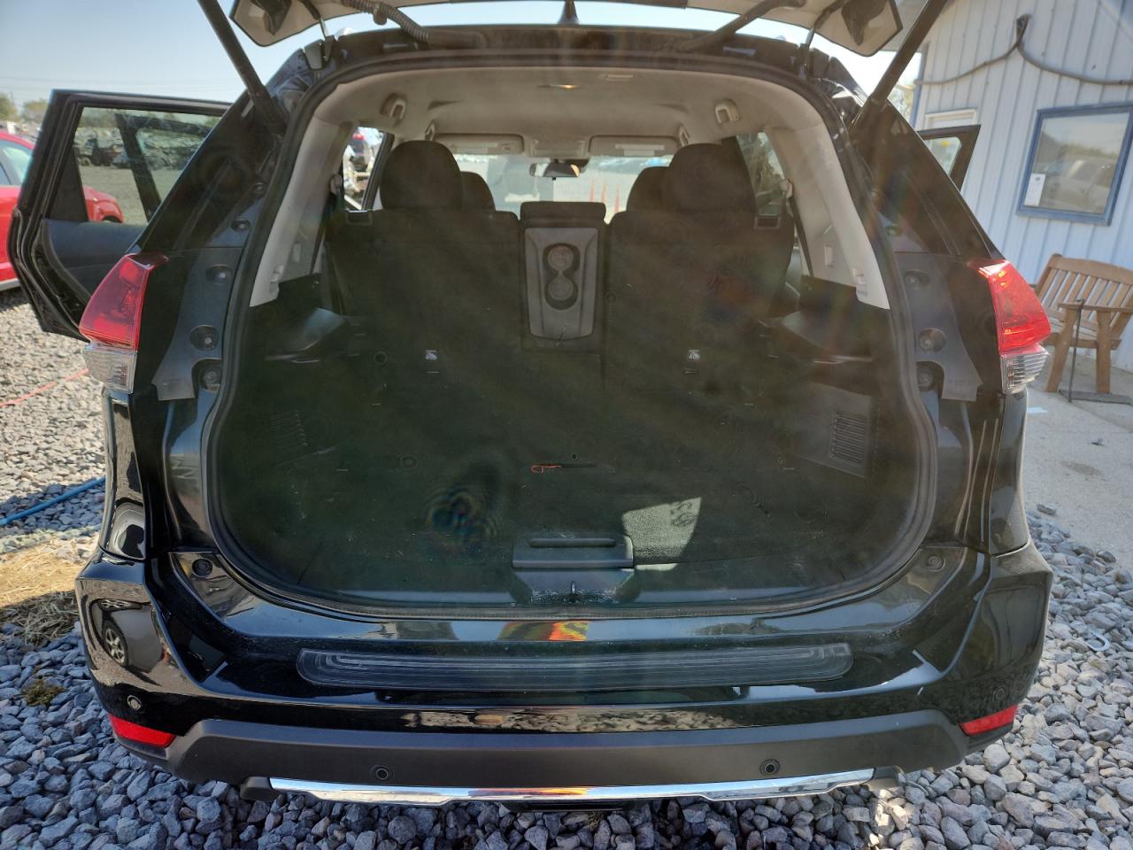 2020 Nissan Rogue S VIN: 5N1AT2MV5LC762770 Lot: 82061495