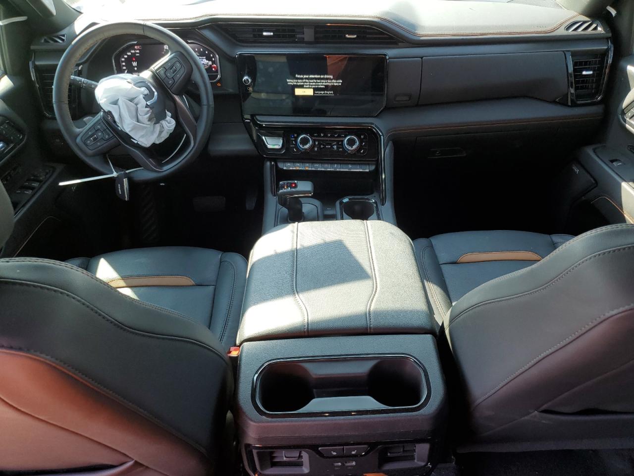 2025 GMC Sierra K1500 At4 VIN: 1GTUUEE85SZ138388 Lot: 71564895