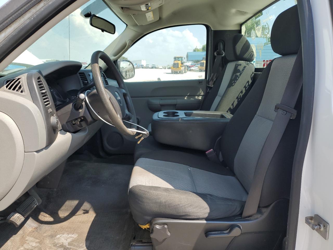 2008 GMC Sierra C1500 VIN: 1GTEC14C28Z900560 Lot: 70741095