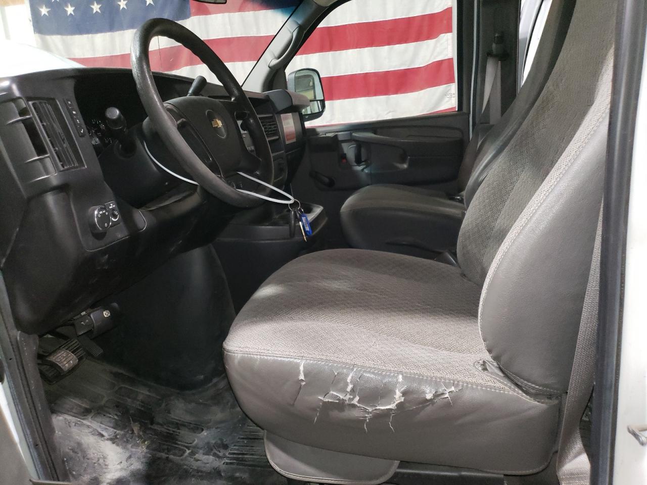 2011 Chevrolet Express G1500 VIN: 1GCSHAF48B1189303 Lot: 84003425