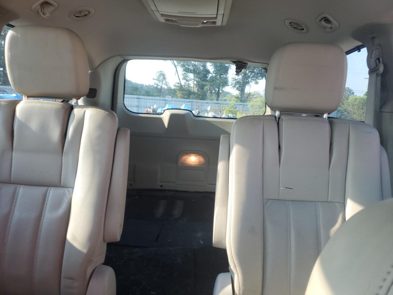 2011 Chrysler Town & Country Touring L VIN: 2A4RR8DG6BR631583 Lot: 81394995