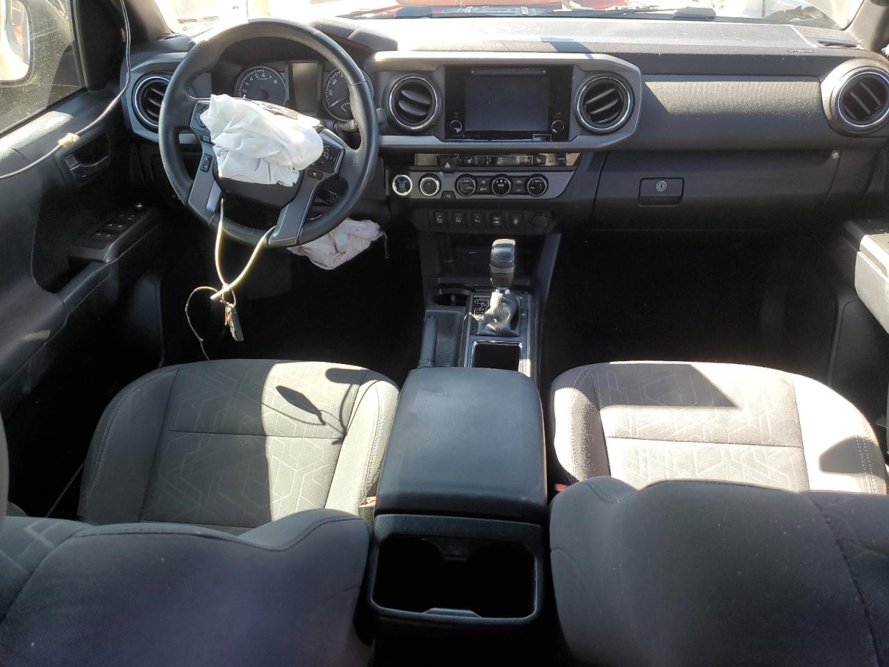 2017 Toyota Tacoma Double Cab VIN: 5TFCZ5AN1HX086769 Lot: 84393695