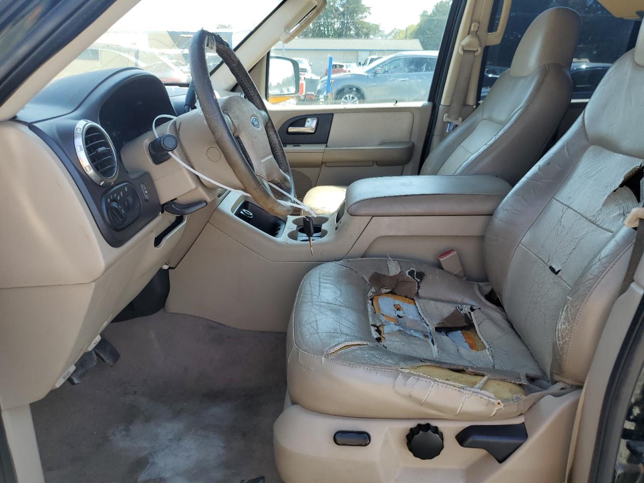 2004 Ford Expedition Eddie Bauer VIN: 1FMFU17L24LB85267 Lot: 81189655