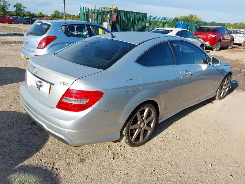 2012 MERCEDES-BENZ C250 AMG SPORT CDI BLUEEF 