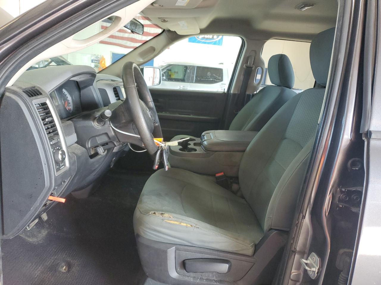 2015 Ram 1500 St VIN: 1C6RR7FT9FS705696 Lot: 80031375