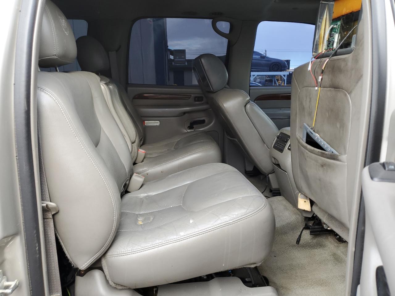 2004 Cadillac Escalade Esv VIN: 3GYFK66N14G247145 Lot: 82083075