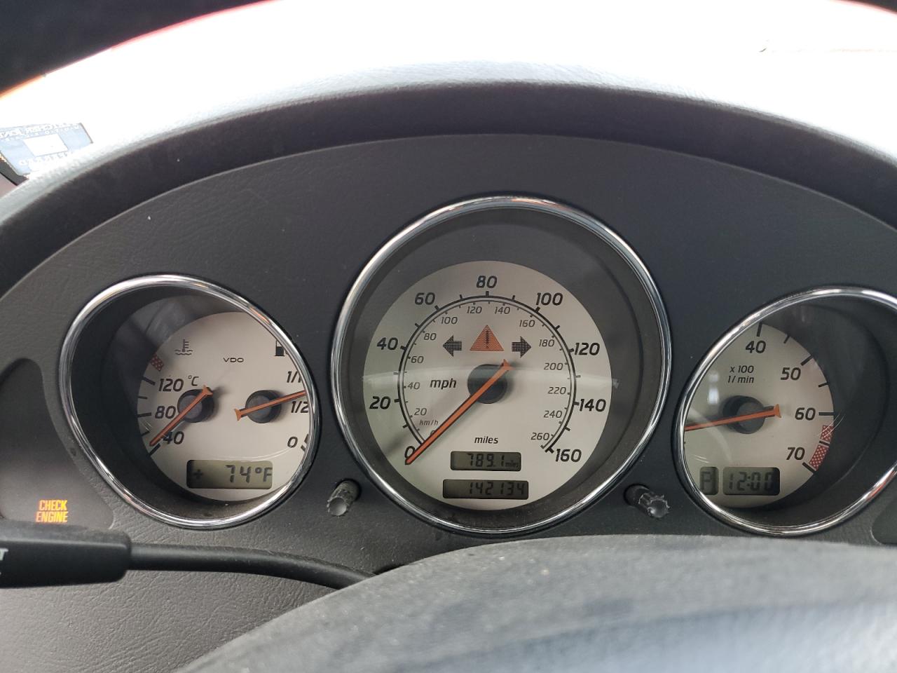 2004 Mercedes-Benz Slk 230 Kompressor VIN: WDBKK49FX4F300311 Lot: 80967295