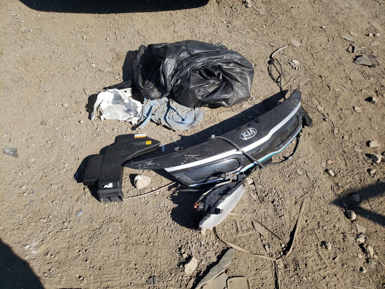 2020 Kia Optima Hybrid Ex VIN: KNAGU4LE4L5037316 Lot: 81958435