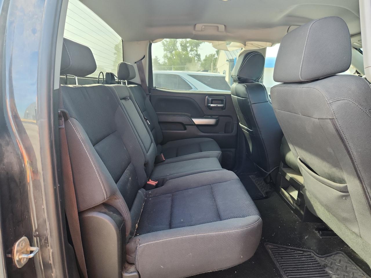 2017 Chevrolet Silverado K1500 Lt VIN: 3GCUKREC2HG401043 Lot: 81812125