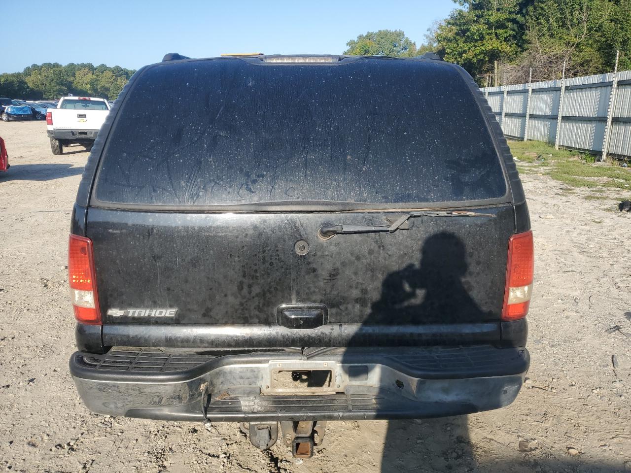2003 Chevrolet Tahoe C1500 VIN: 1GNEC13Z93J171106 Lot: 80452125