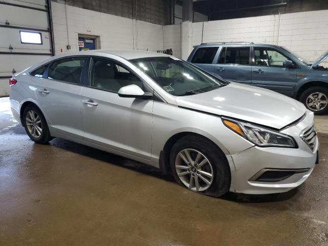  HYUNDAI SONATA 2016 Серебристый