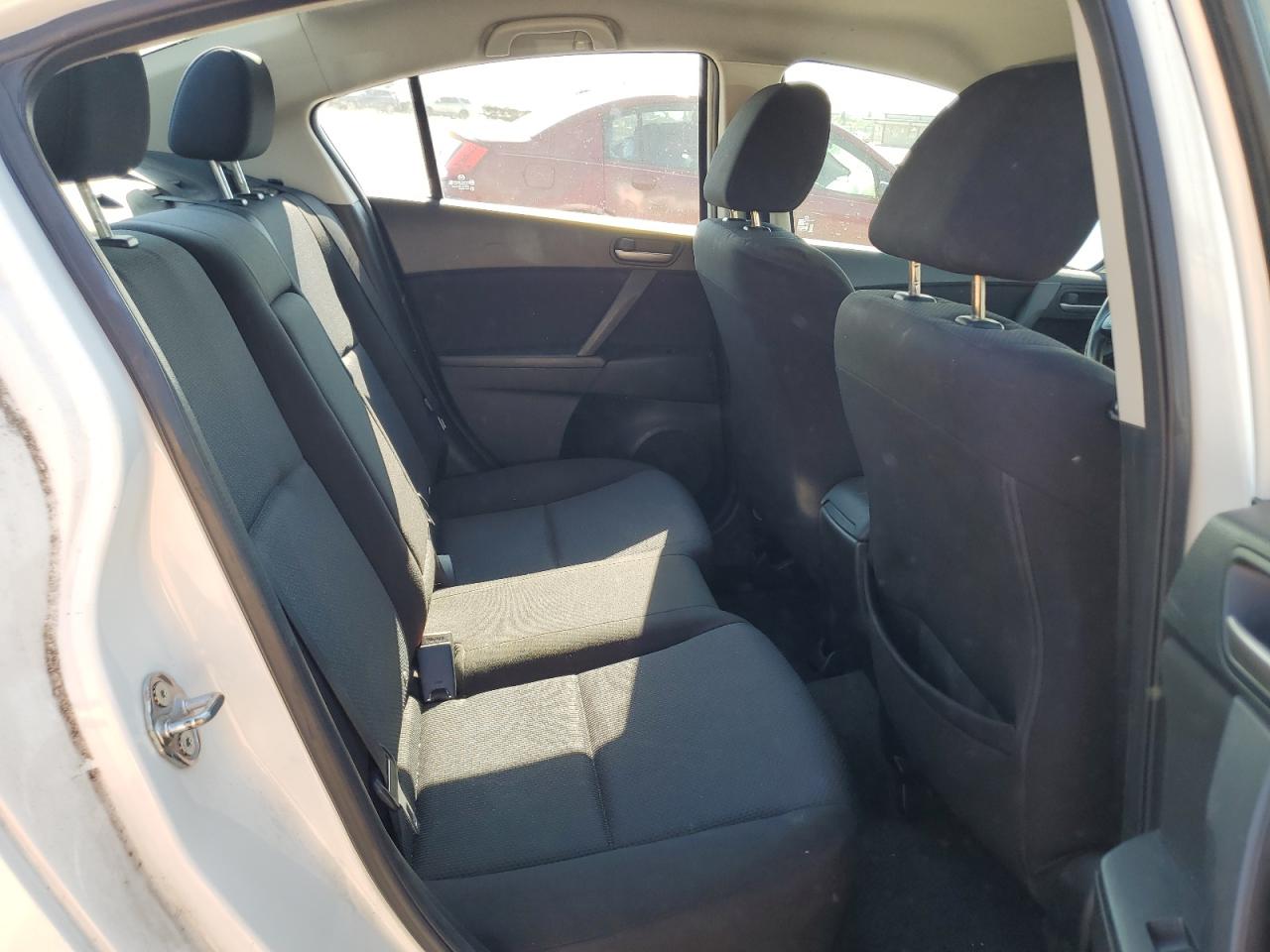 2011 Mazda 3 I VIN: JM1BL1VF0B1386497 Lot: 81024405