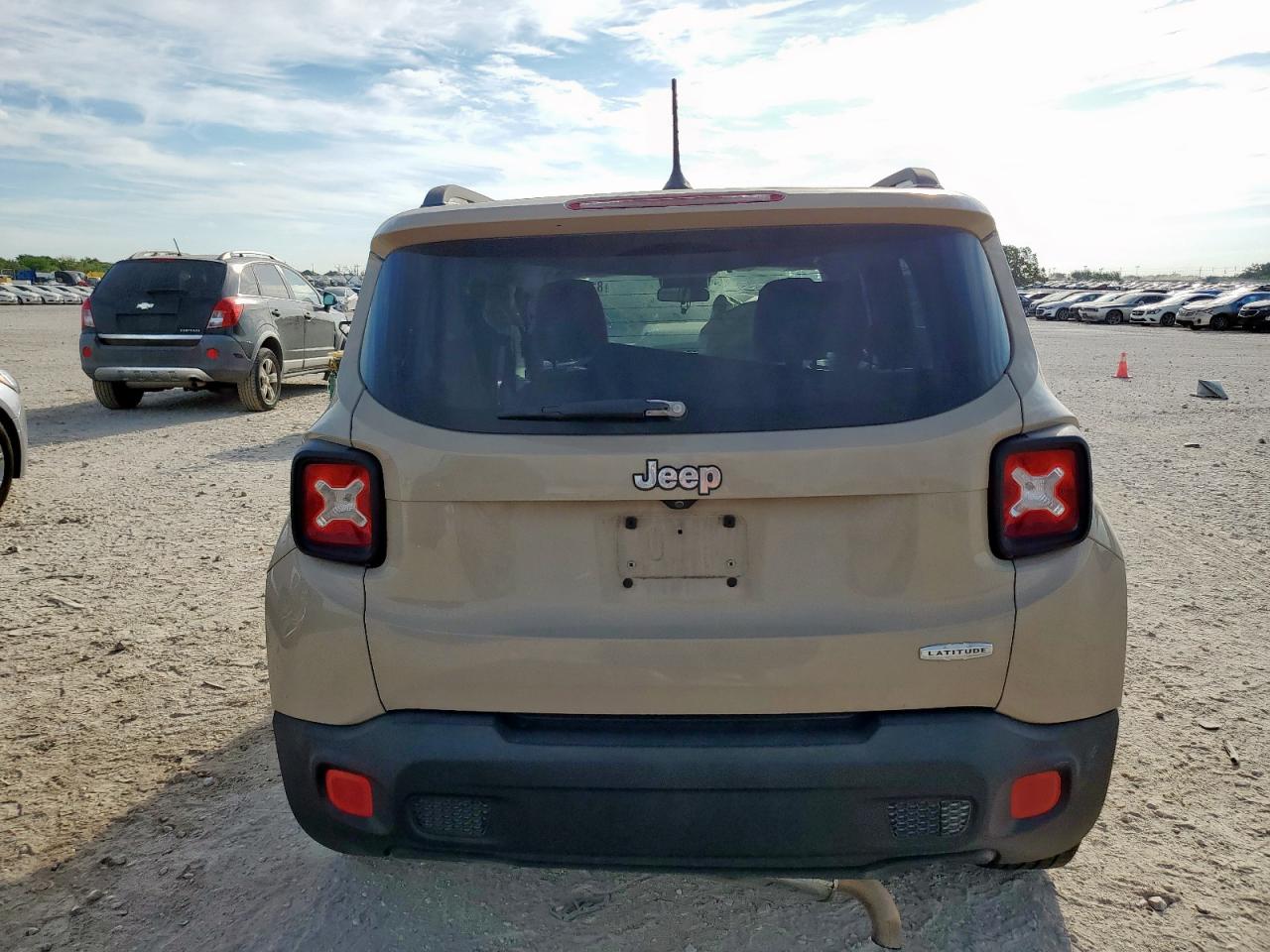 2016 Jeep Renegade Latitude VIN: ZACCJABT0GPD26554 Lot: 81876865