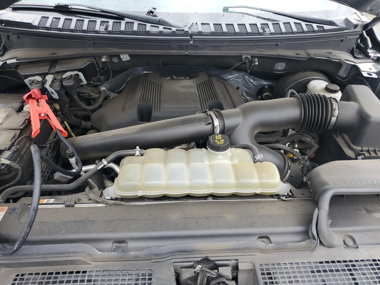 2020 Ford Expedition Xlt VIN: 1FMJU1HT8LEA77215 Lot: 81837795