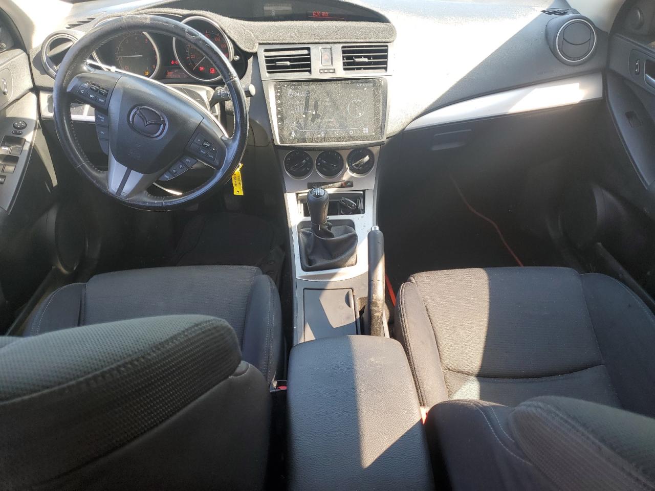 2010 Mazda 3 S VIN: JM1BL1H67A1138421 Lot: 83807985