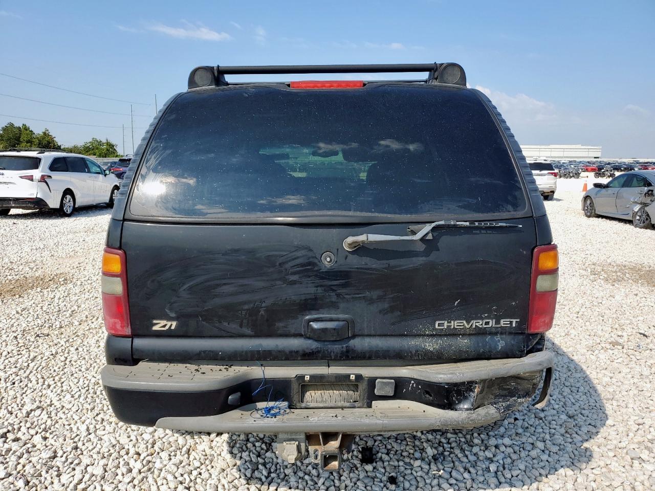 2002 Chevrolet Tahoe K1500 VIN: 1GNEK13Z02R202164 Lot: 70940025