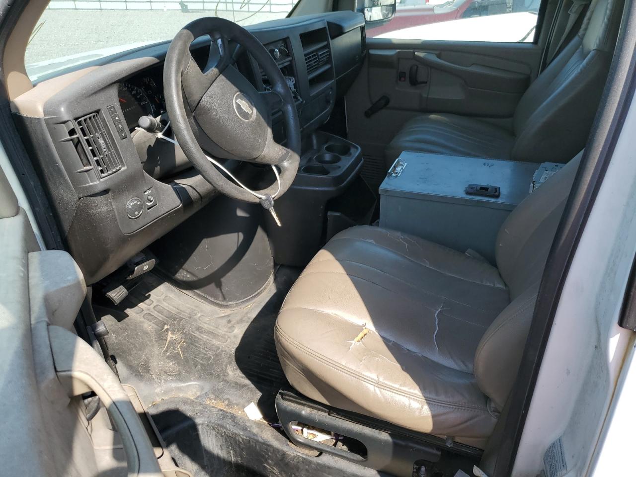 2008 Chevrolet Express G1500 VIN: 1GCFG15X381175754 Lot: 69229885