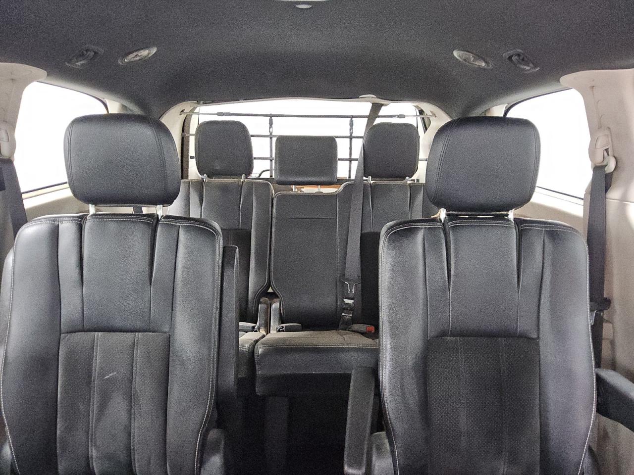 2017 Dodge Grand Caravan Sxt VIN: 2C4RDGCG0HR847924 Lot: 81512055