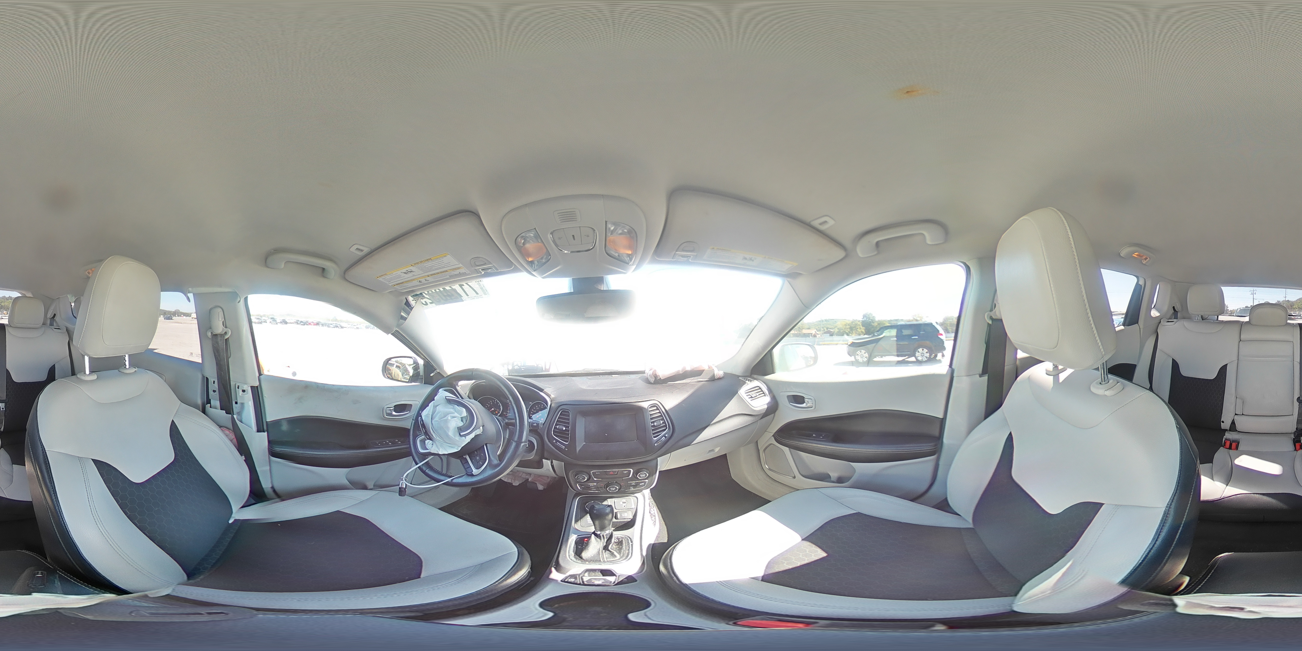 2018 Jeep Compass Latitude VIN: 3C4NJDBB8JT175352 Lot: 71740325