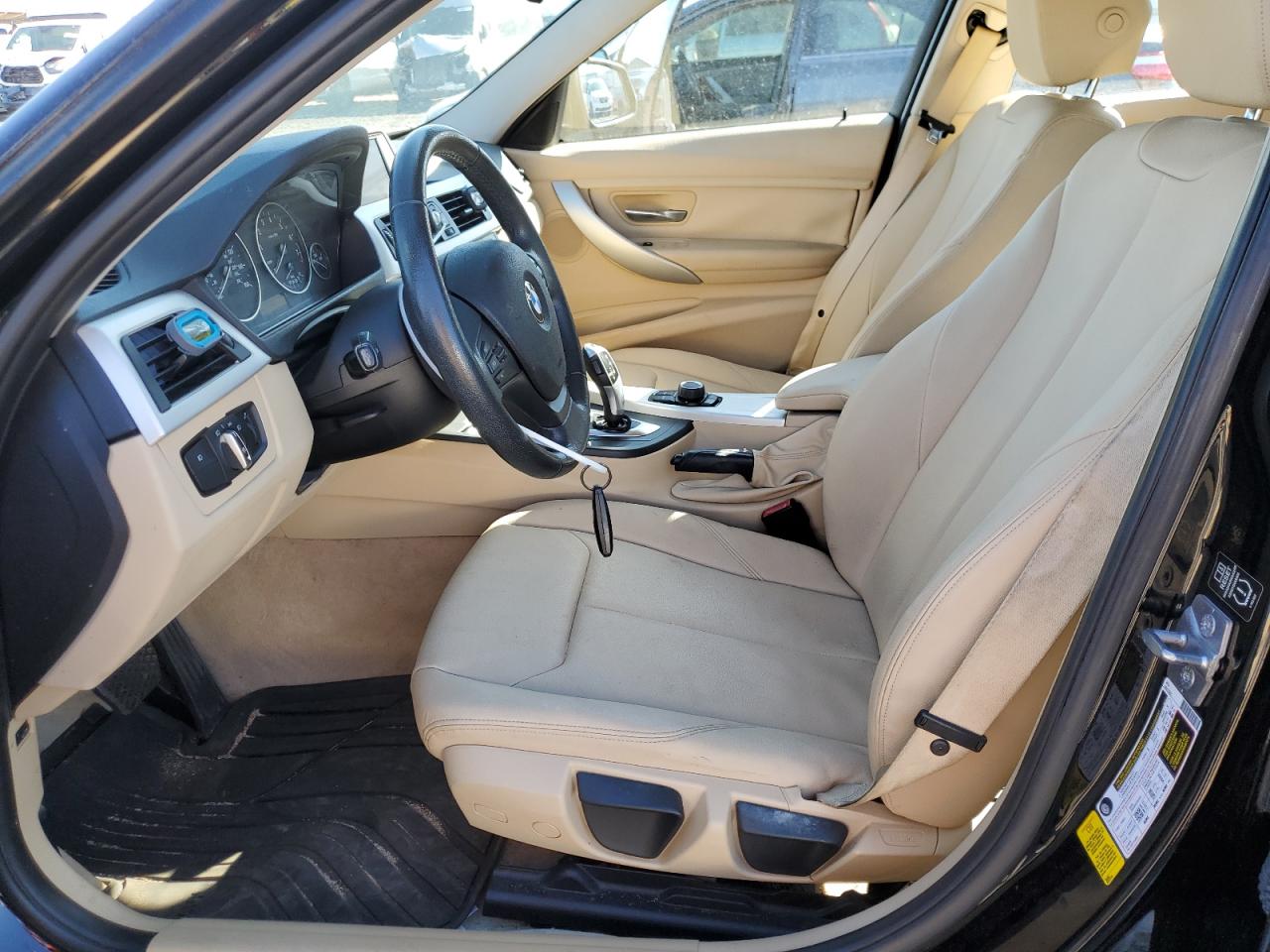 2014 BMW 320 I VIN: WBA3B1C52EK132898 Lot: 70786265