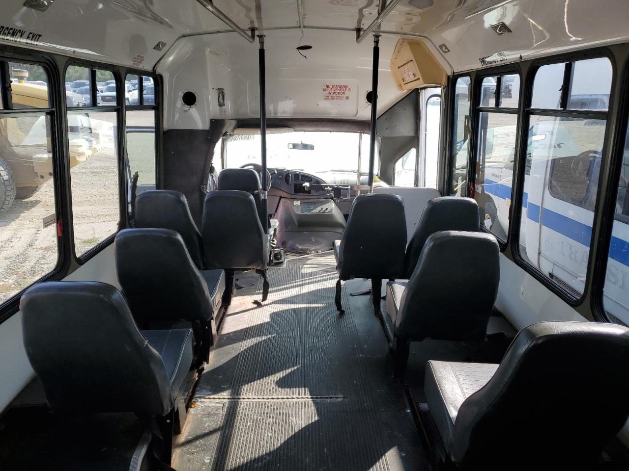 2003 Ford Econoline E450 Super Duty Cutaway Van VIN: 1FDXE45FX3HB39997 Lot: 70437695