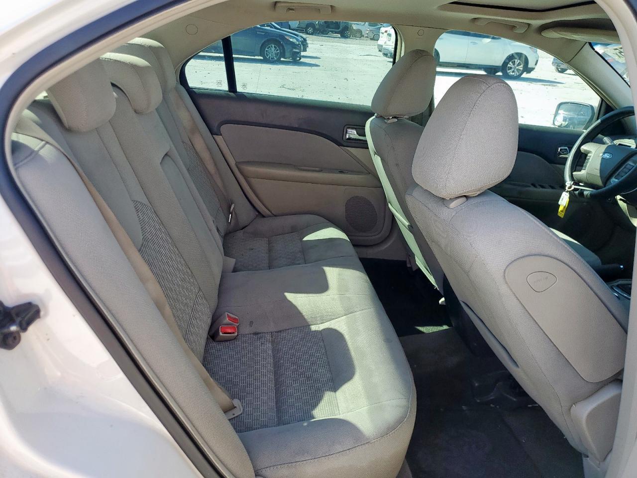 2010 Ford Fusion Se VIN: 3FAHP0HA2AR123656 Lot: 81473955